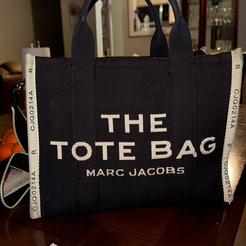 Marc Jacob’s tote bag